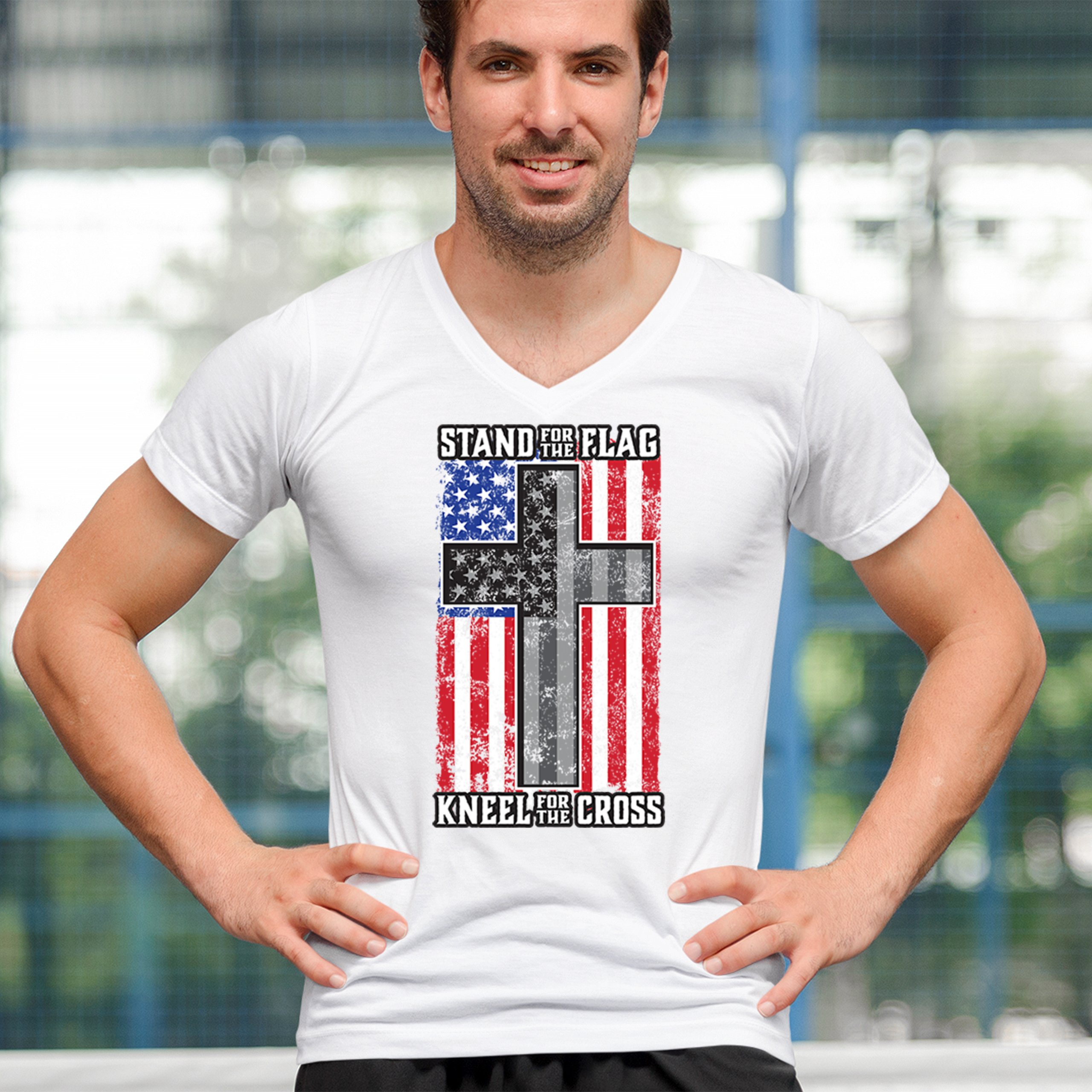 Stand for the Flag Kneel for the Cross V-Neck T-shirt American Patriotic Tee - 第 19/29 張圖片