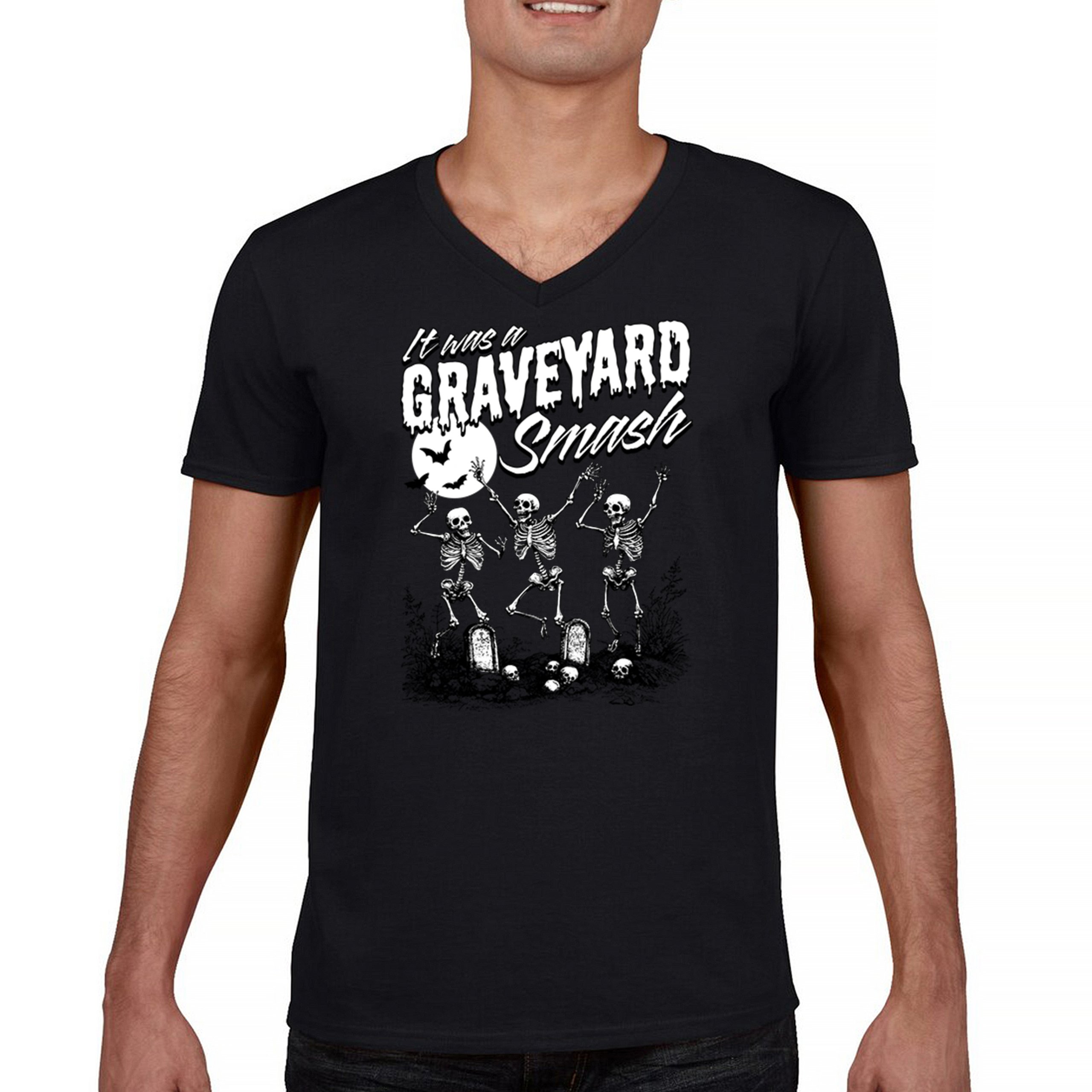 It Was a Graveyard Smash Halloween Skeleton V-Neck T-shirt Pumpkin