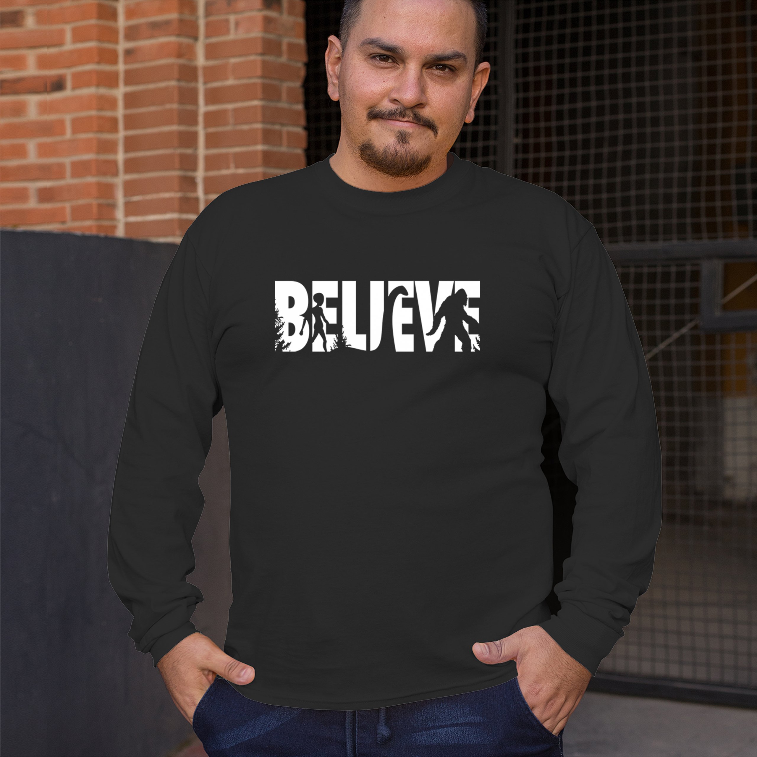 ALTRA T shirt a maniche lunghe Believe Alien Bigfoot Loch Ness Monster UFO Sasquatch Yeti