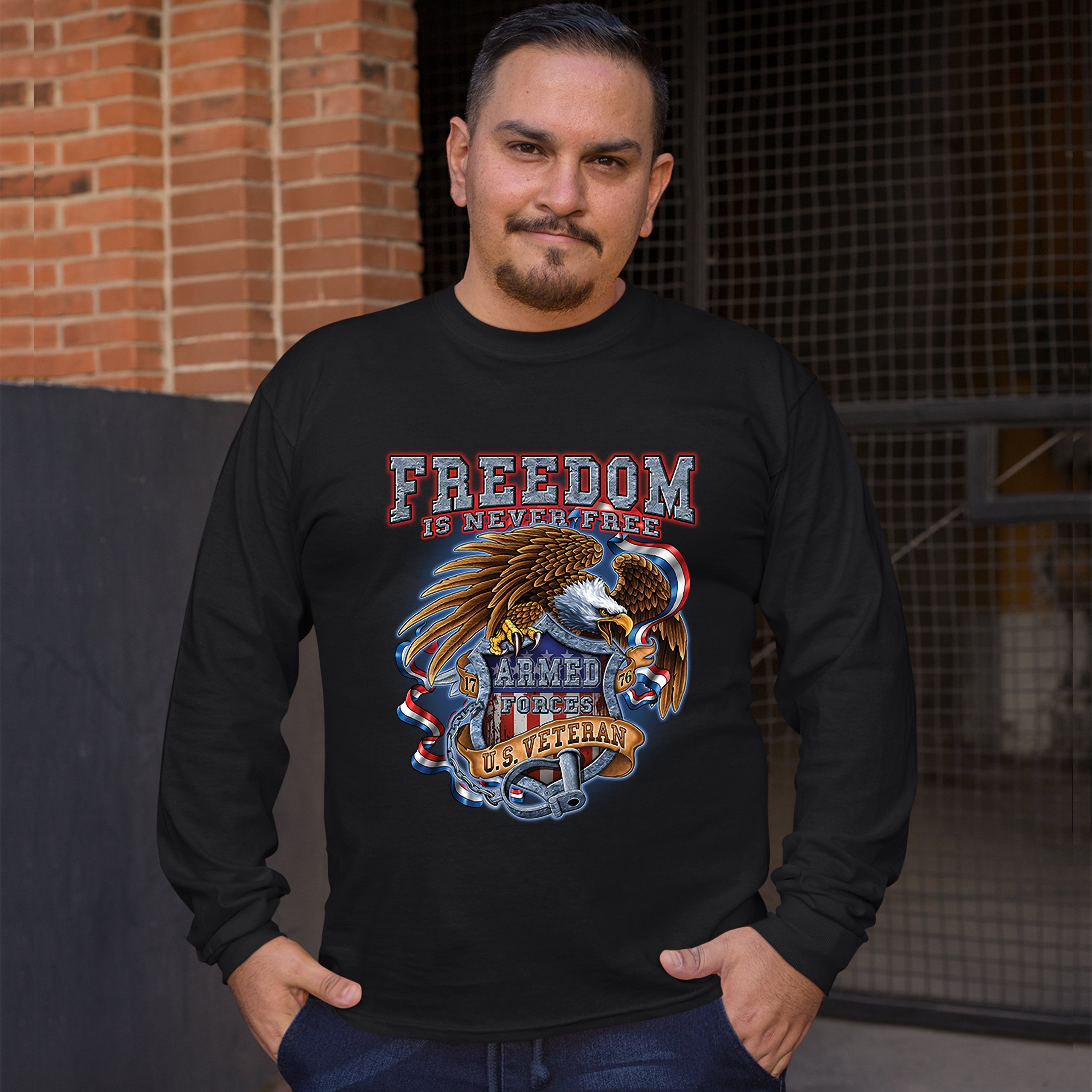 ALTRA T shirt a maniche lunghe Freedom Is Never Free USA Veterani forze armate militari