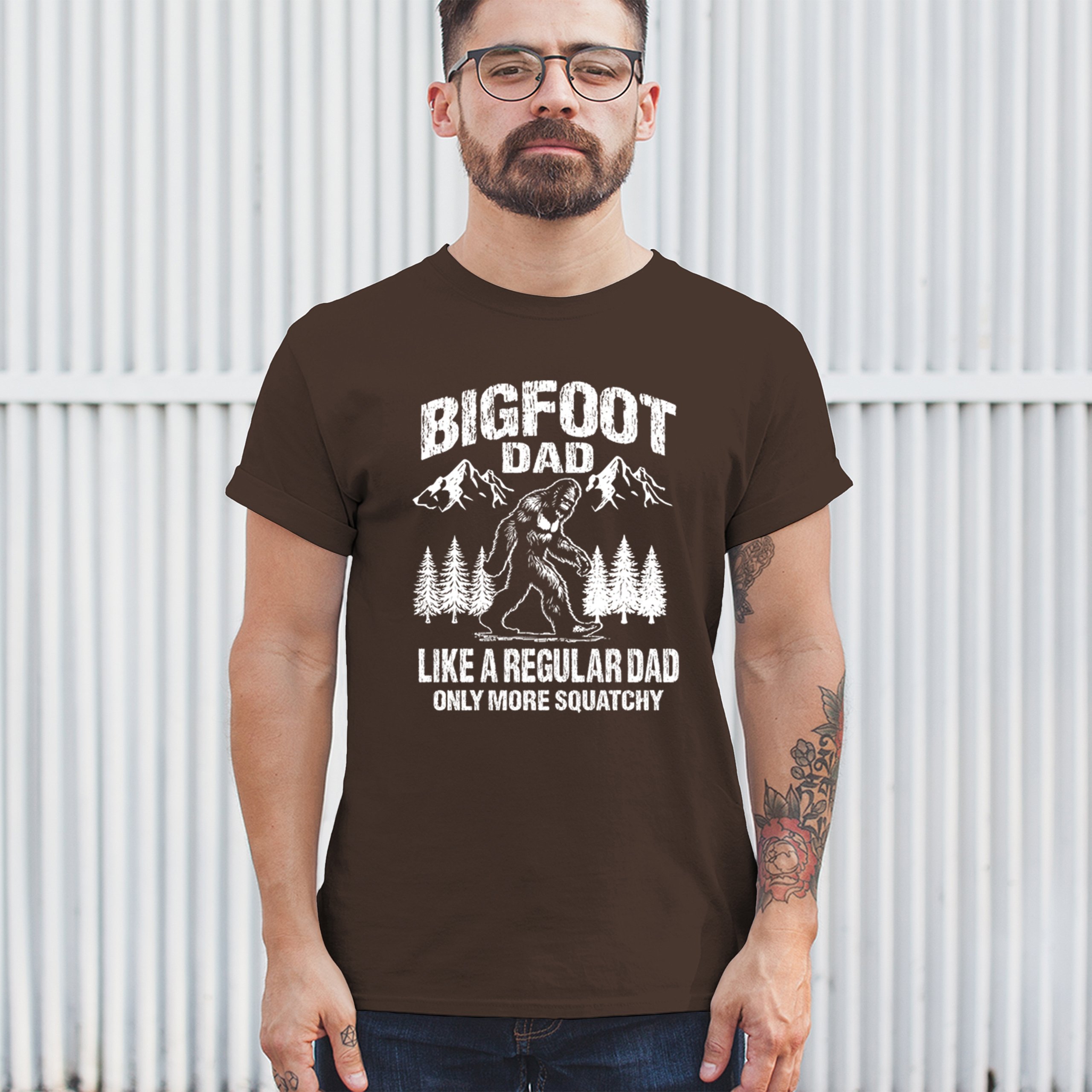 Bigfoot Dad T-shirt Fun Daddy Sasquatch Dad Joke Yeti Father's Day Men's Tee - Picture 40 of 64