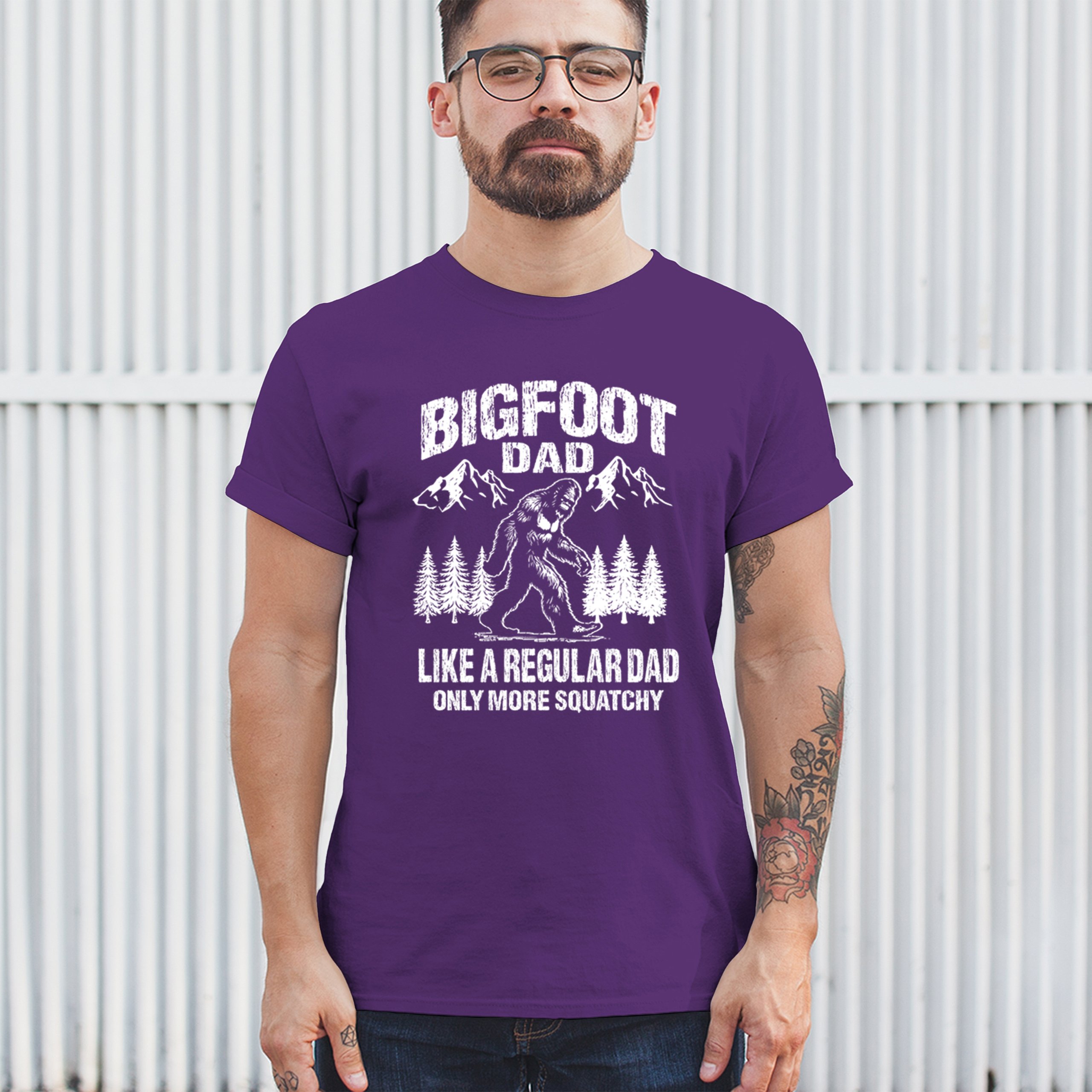 Bigfoot Dad T-shirt Fun Daddy Sasquatch Dad Joke Yeti Father's Day Men's Tee - Picture 12 of 64
