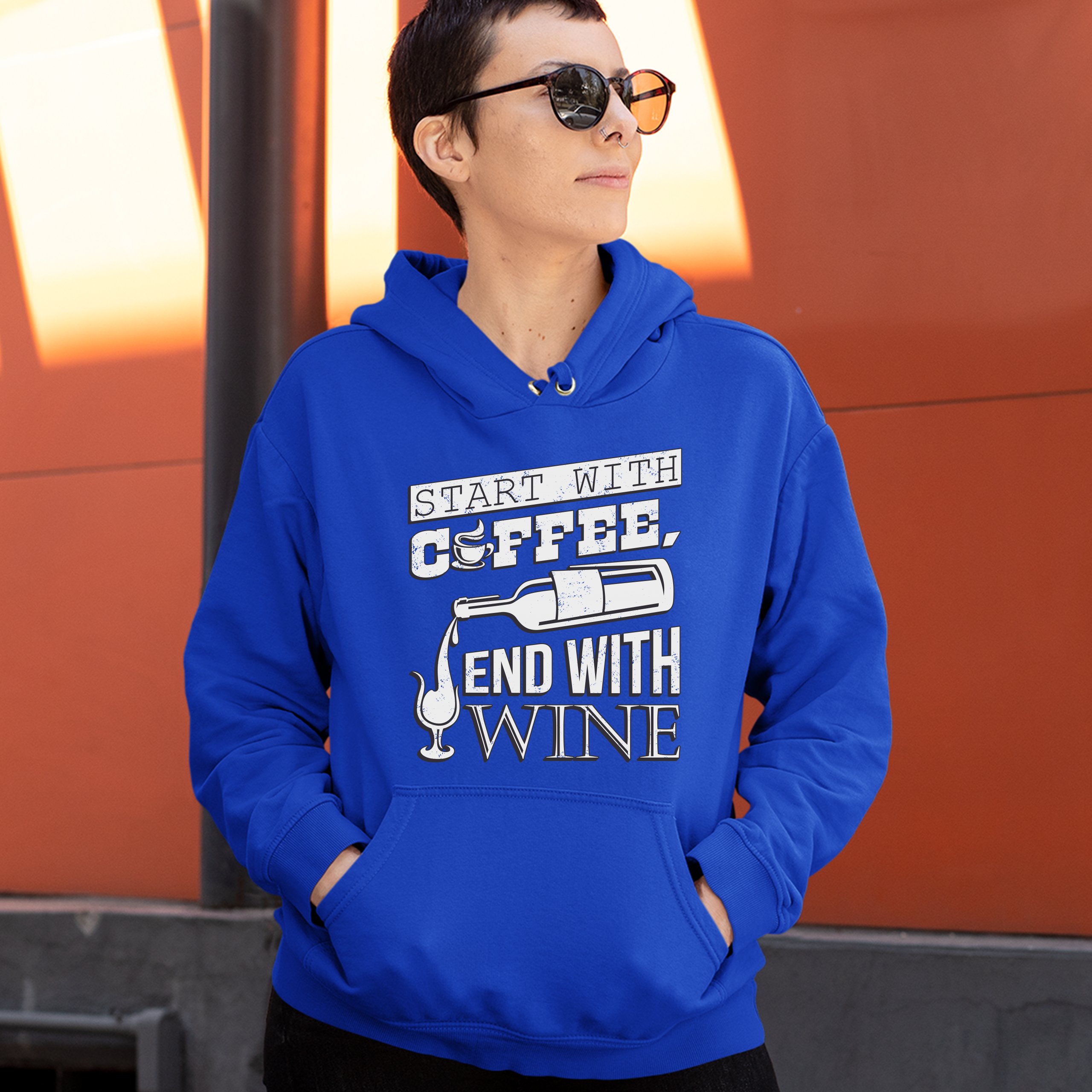 moletom com capuz with goggles in hood