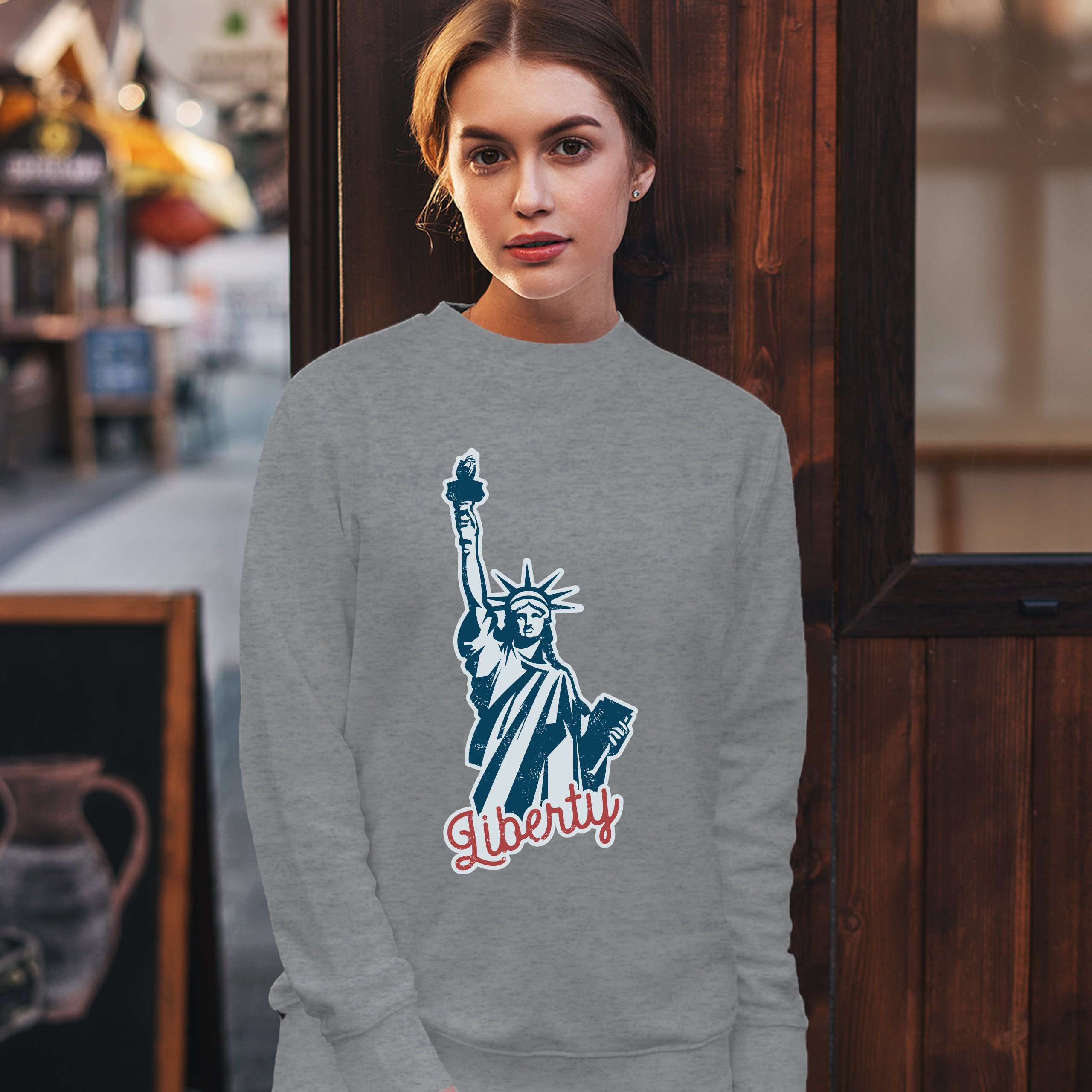 Statue of Liberty Sweatshirt Freedom Independence 4th of July NYC USA Crewneck - Picture 11 of 36